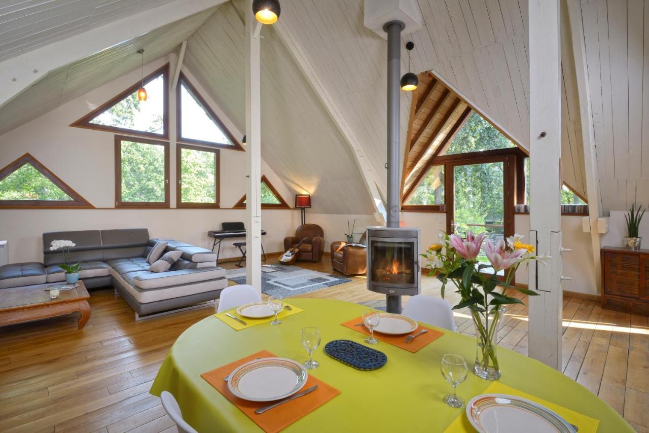 La Maison Dans Les Bois Soucelles Eksteriør bilde